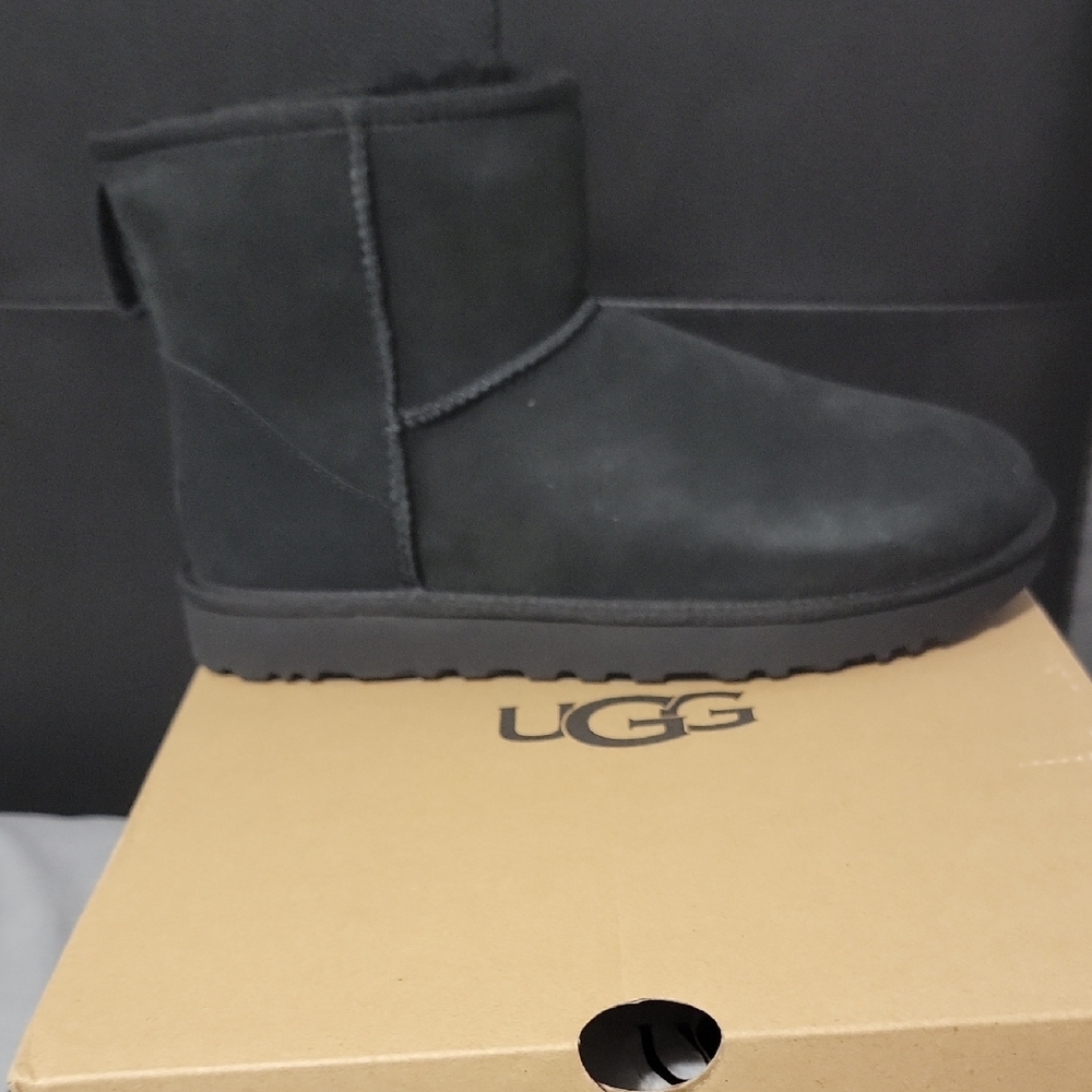 UGG Black Classic Short Boots